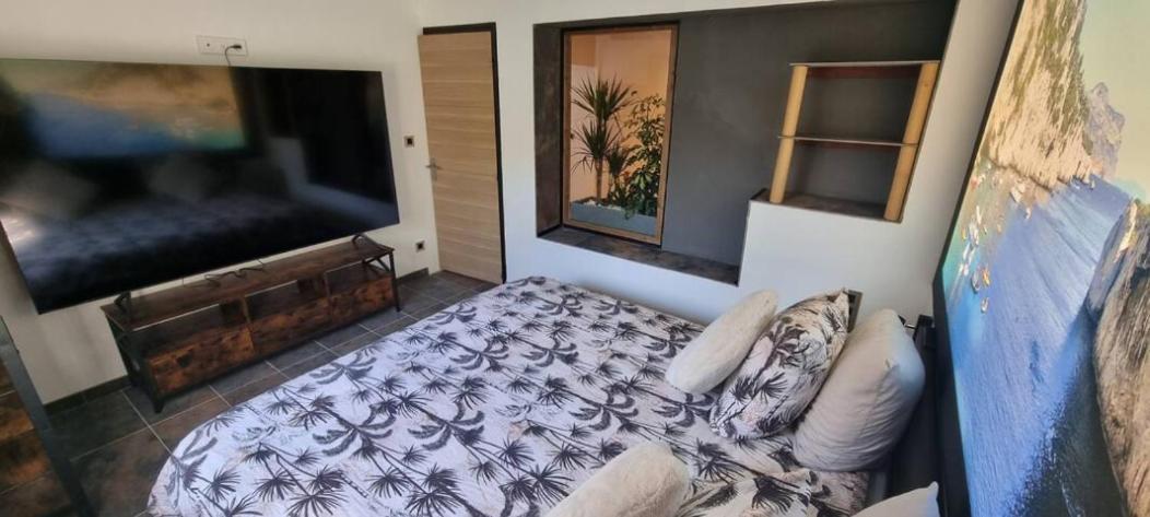 Reves De Vie, Appartement Vue Mer, Grande Piscine Privee , Spa Privatif Cassis Eksteriør billede